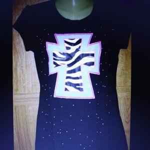 TND Women's Black Zebra Print Cross T-Shirt